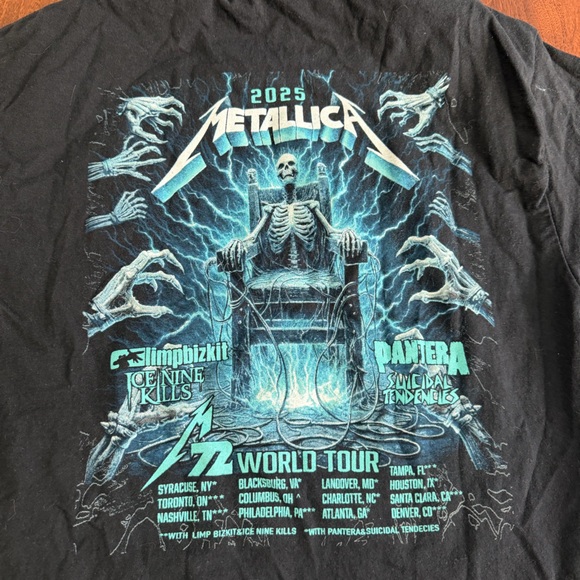 Metallica 2025 Tour Band Tee Black Graphic T-Shirt - Picture 5 of 5